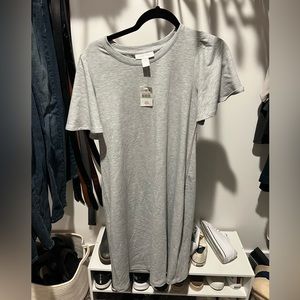 NWT maternity dress, size medium